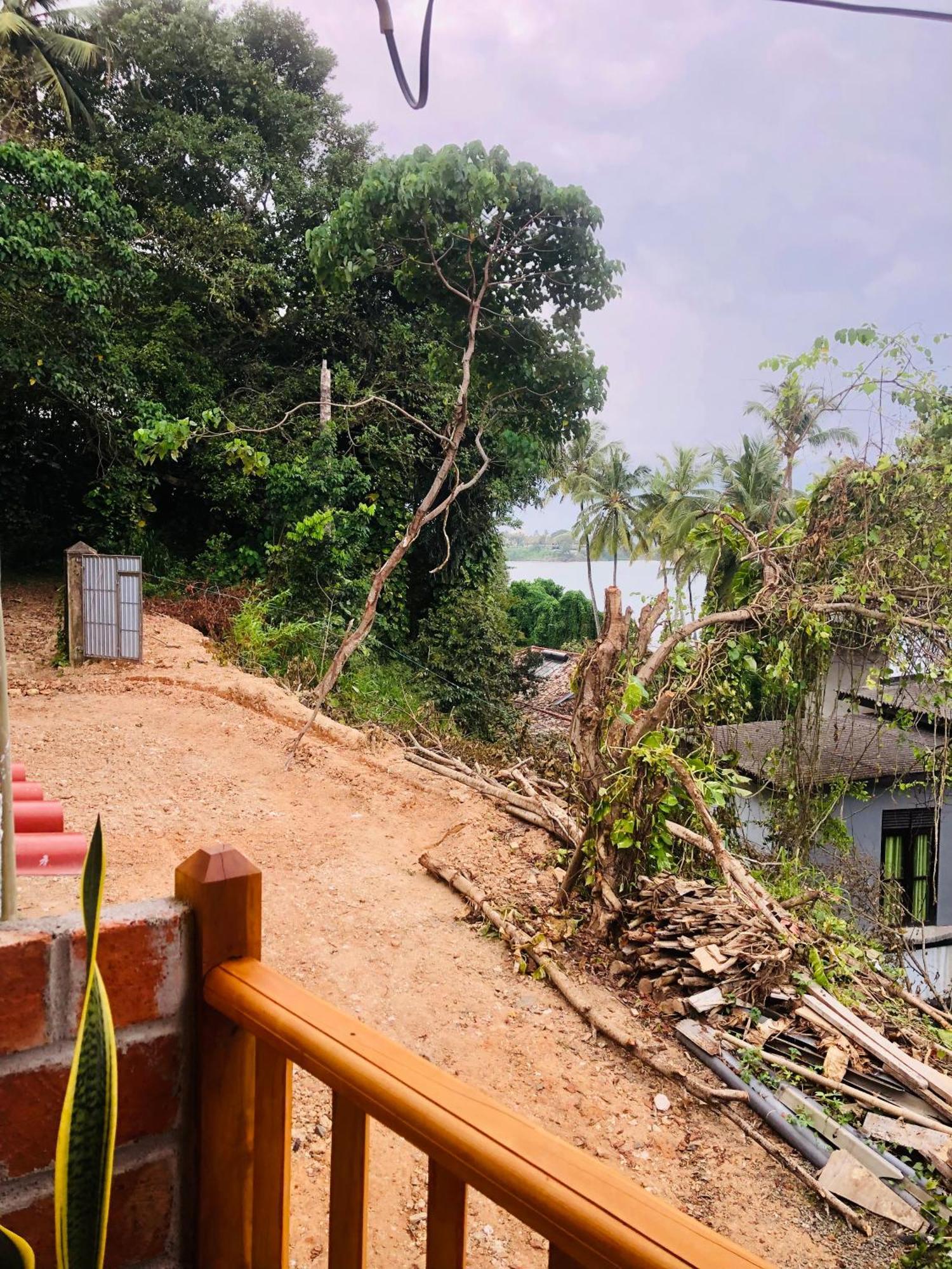 Jungle Beach Inn Unawatuna Bagian luar foto